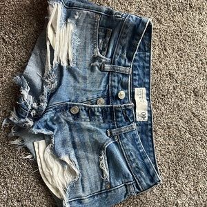 Abercrombie low rise shorts